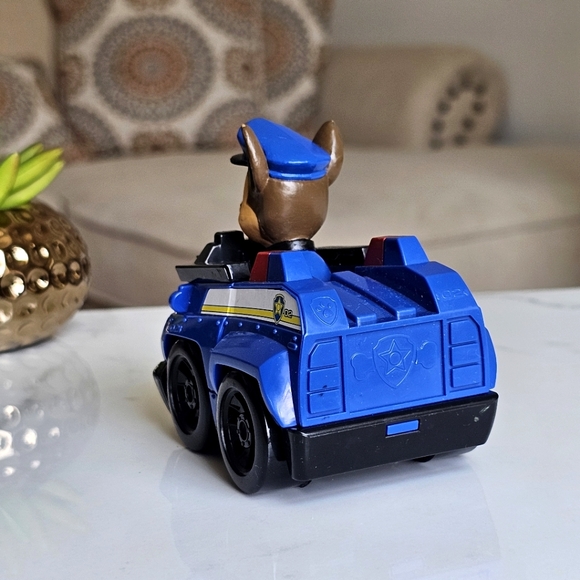 Spin Master Paw Patrol Rescue Racer Chase Dog Police Car Fixed Figure - Picture 8 of 11